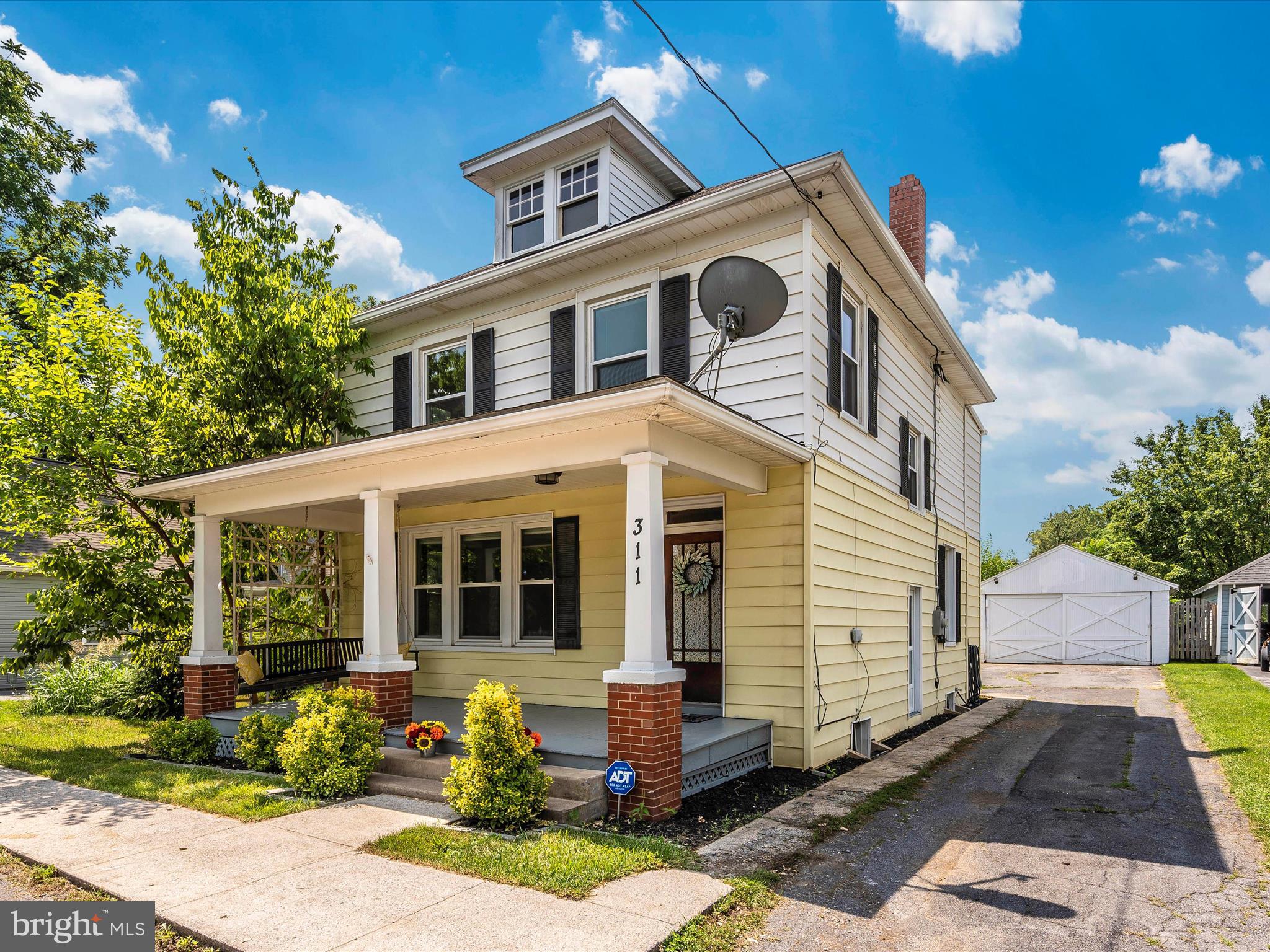 FUNKSTOWN - Residential