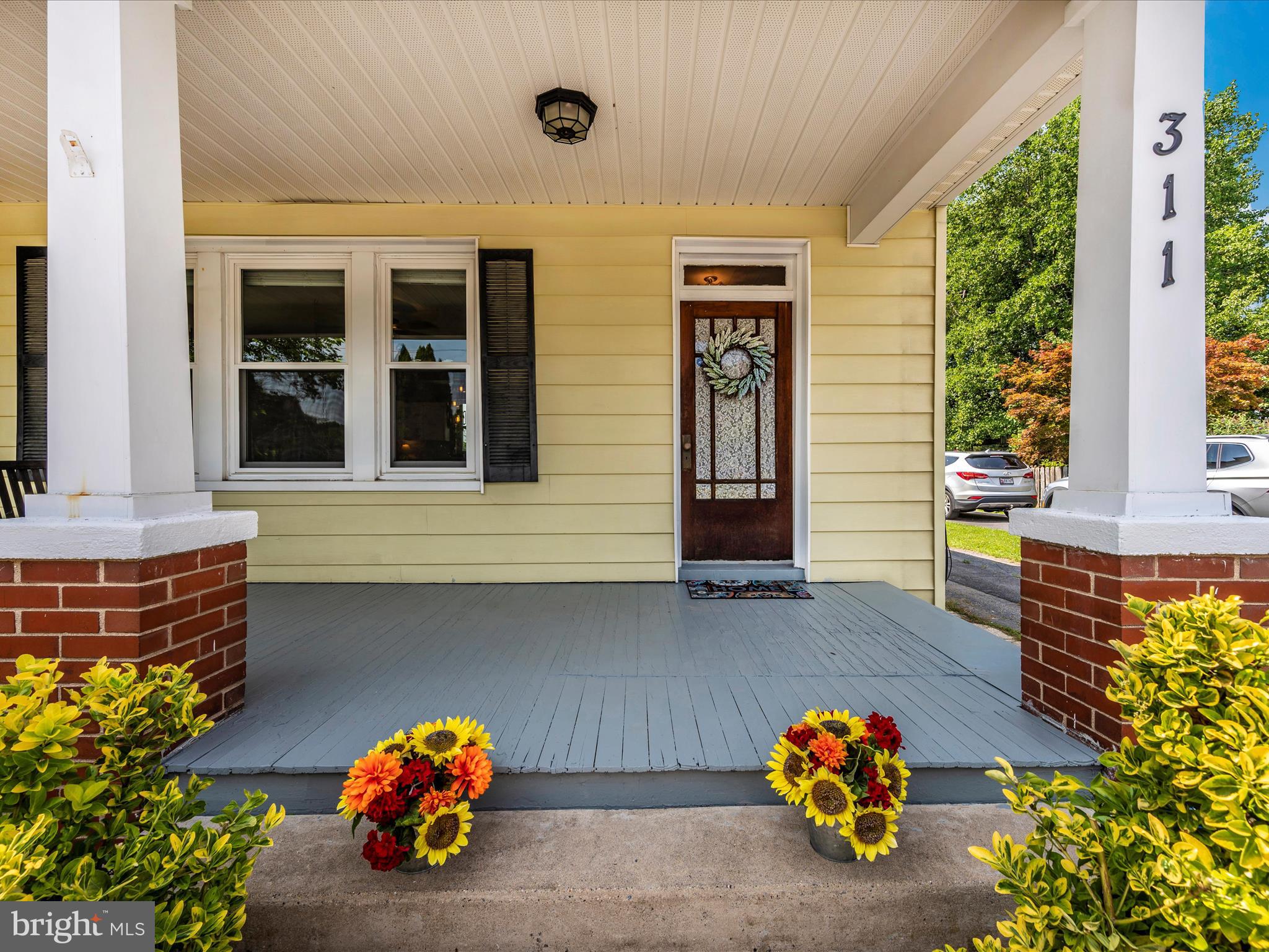 FUNKSTOWN - Residential