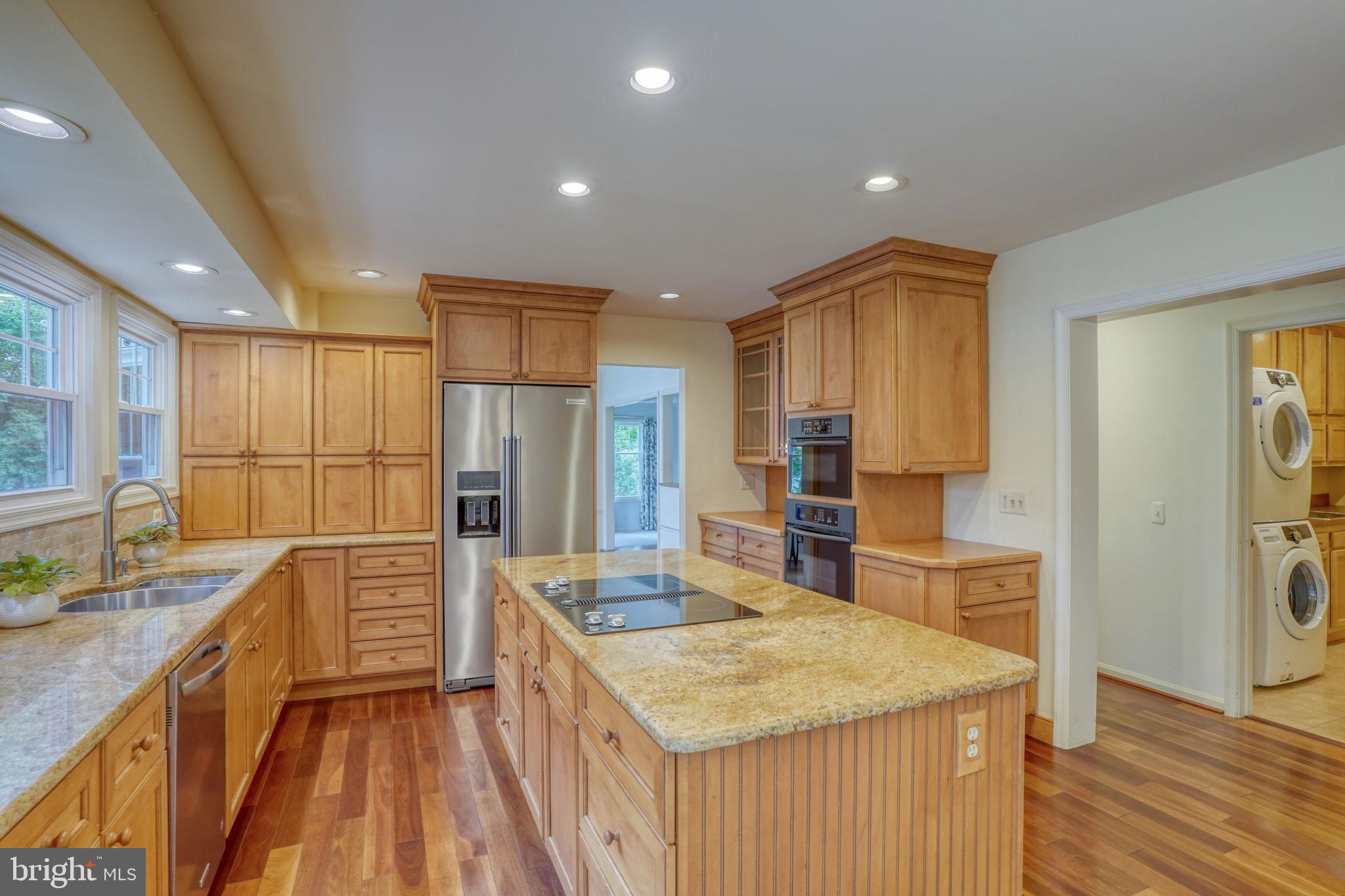 SOMERSET LAKE - Residential