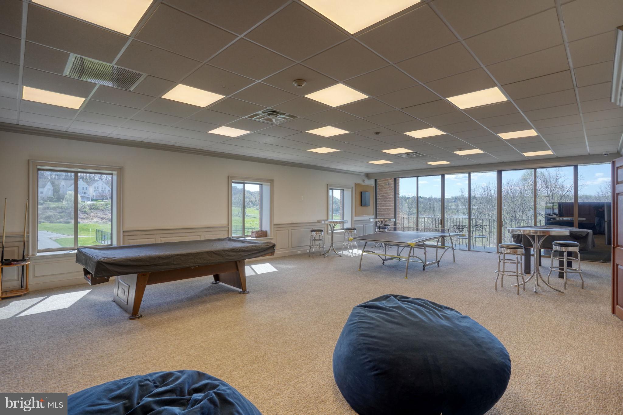 SOMERSET LAKE - Residential