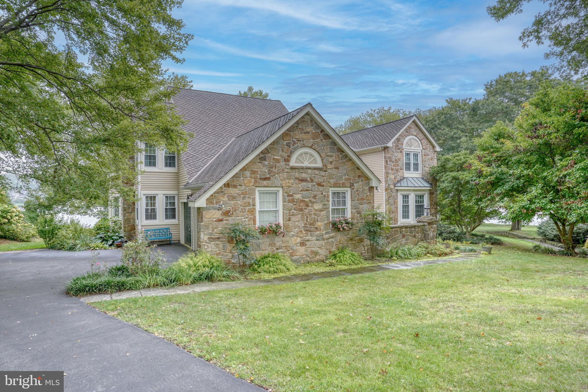 SOMERSET LAKE - Residential