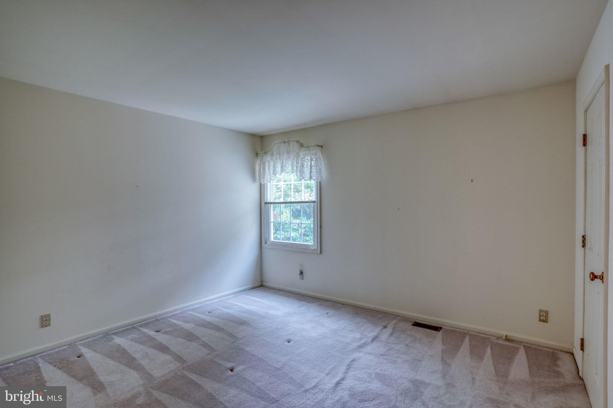 SOMERSET LAKE - Residential