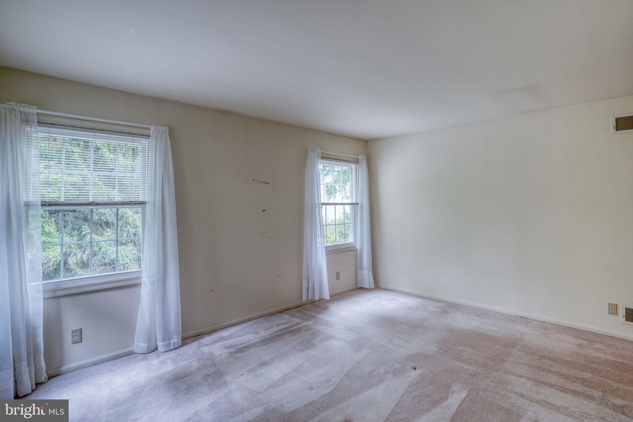 SOMERSET LAKE - Residential