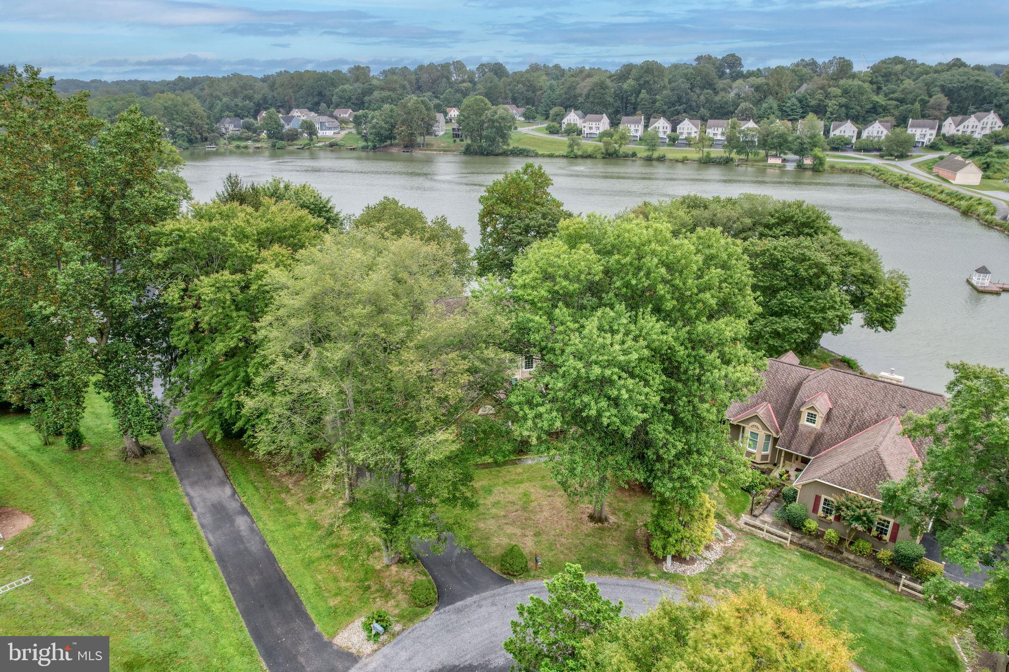 SOMERSET LAKE - Residential