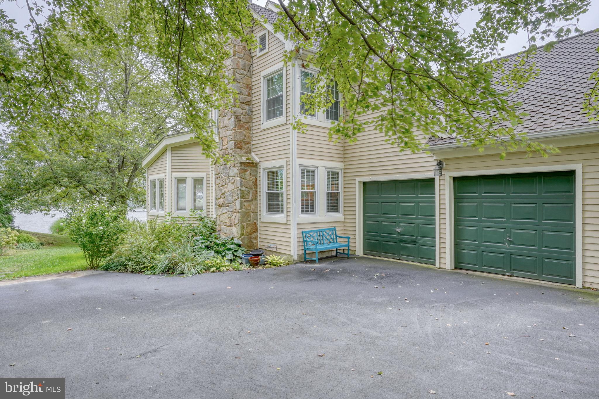 SOMERSET LAKE - Residential