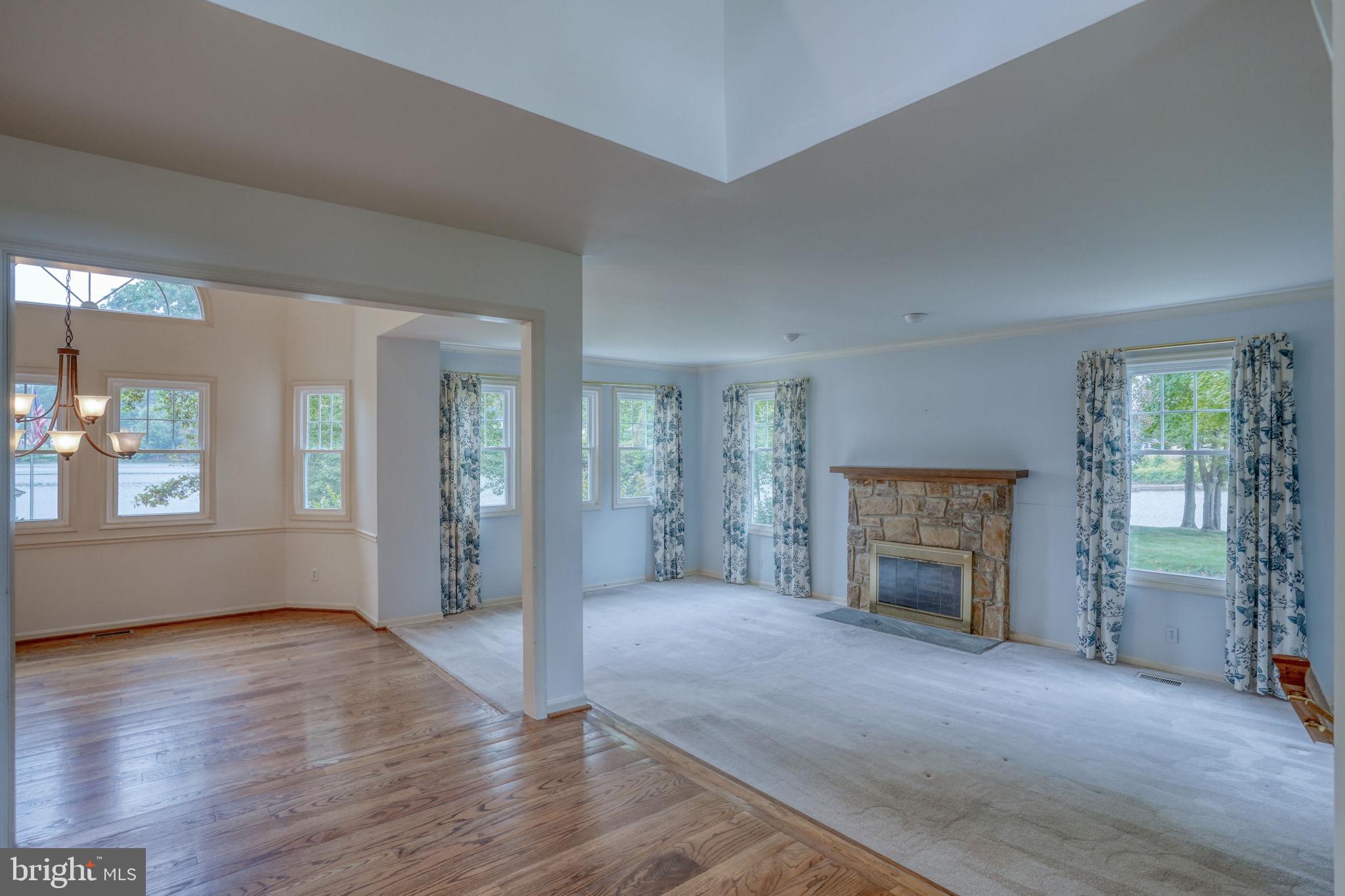 SOMERSET LAKE - Residential