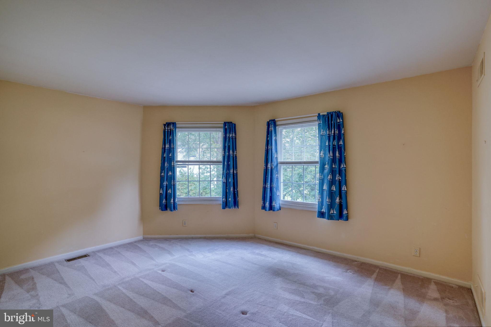 SOMERSET LAKE - Residential