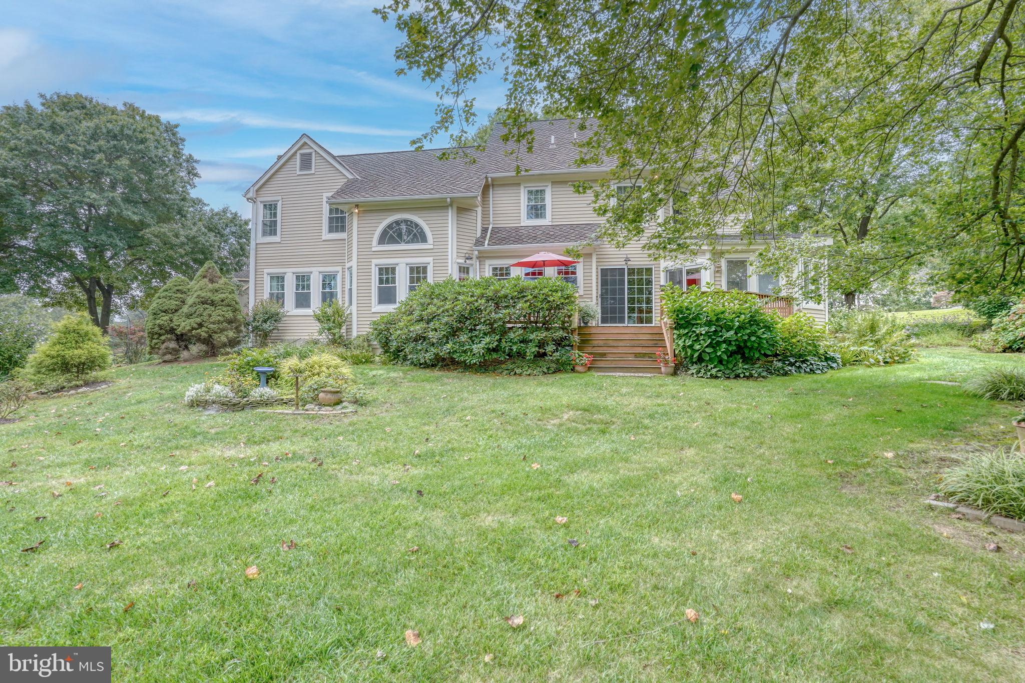 SOMERSET LAKE - Residential