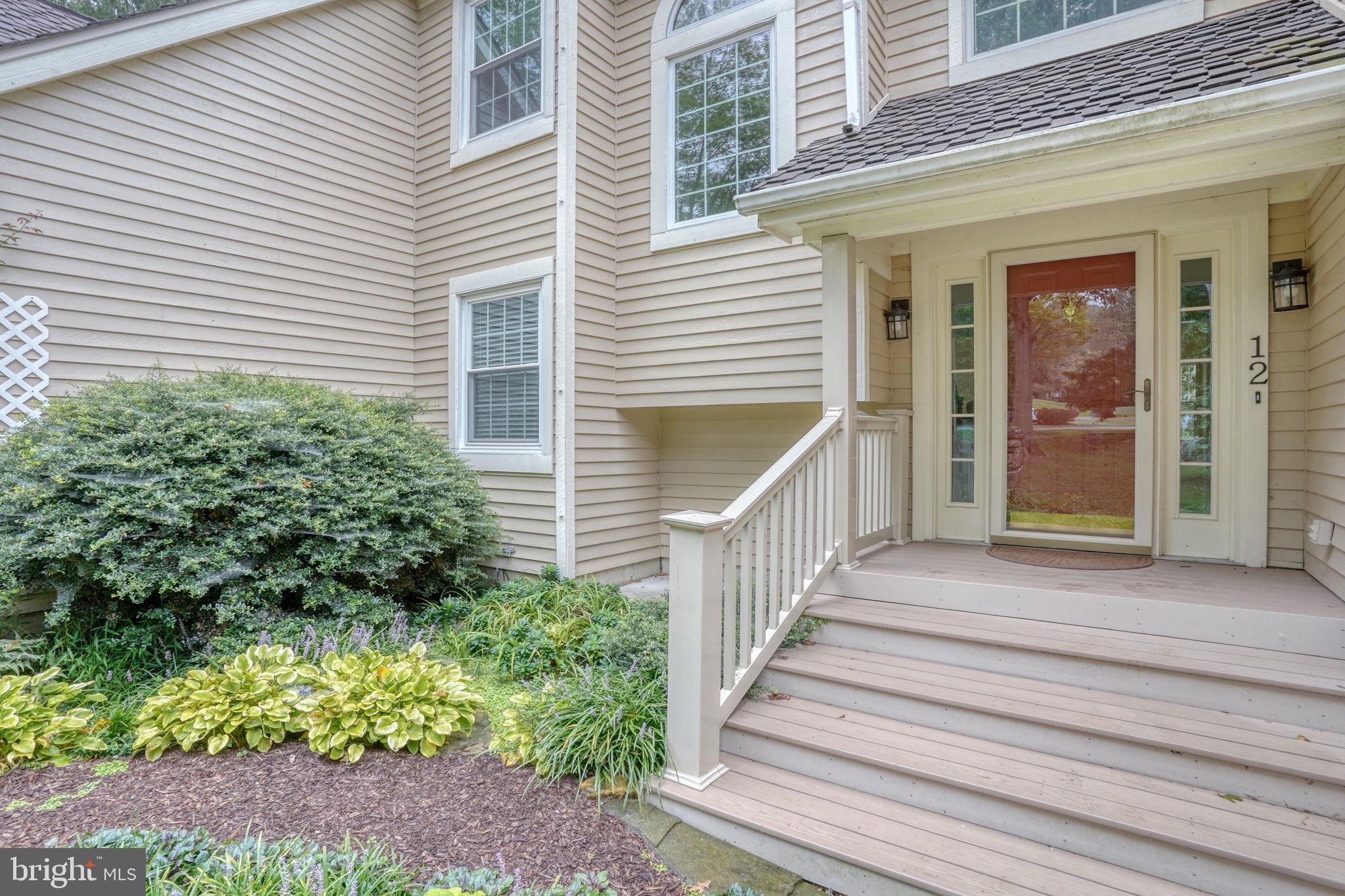 SOMERSET LAKE - Residential