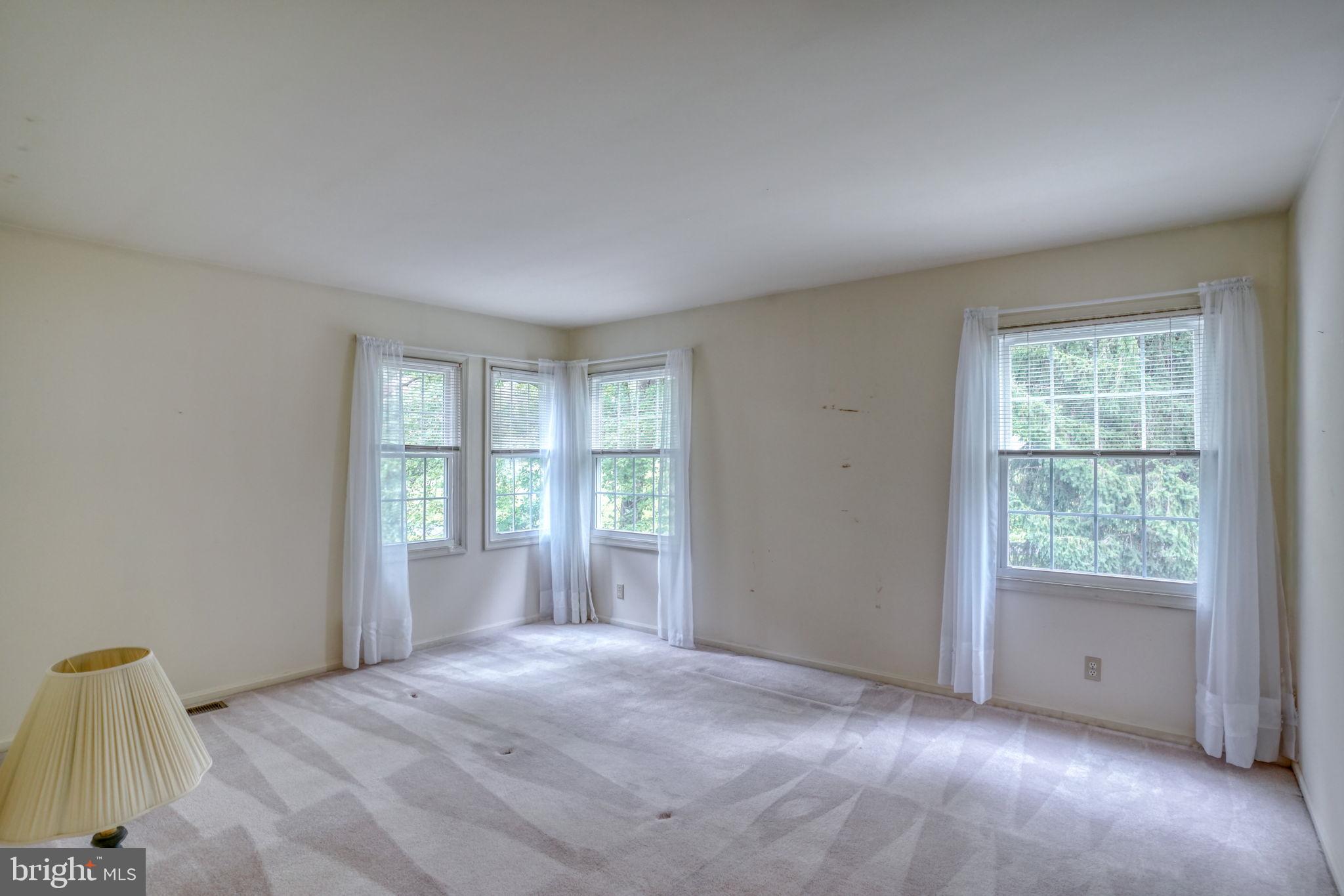 SOMERSET LAKE - Residential