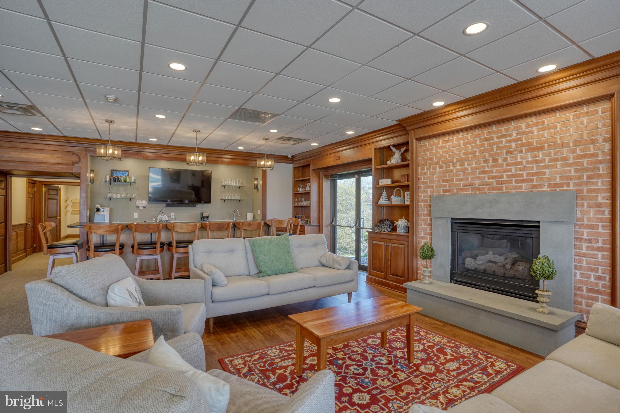 SOMERSET LAKE - Residential