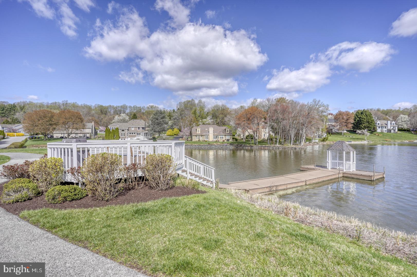 SOMERSET LAKE - Residential