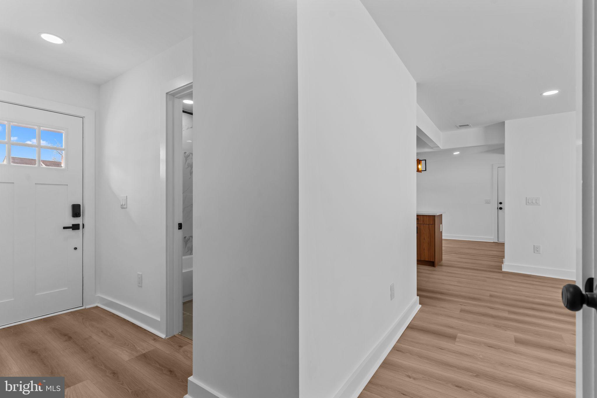 INDIAN CREEK - Residential Lease