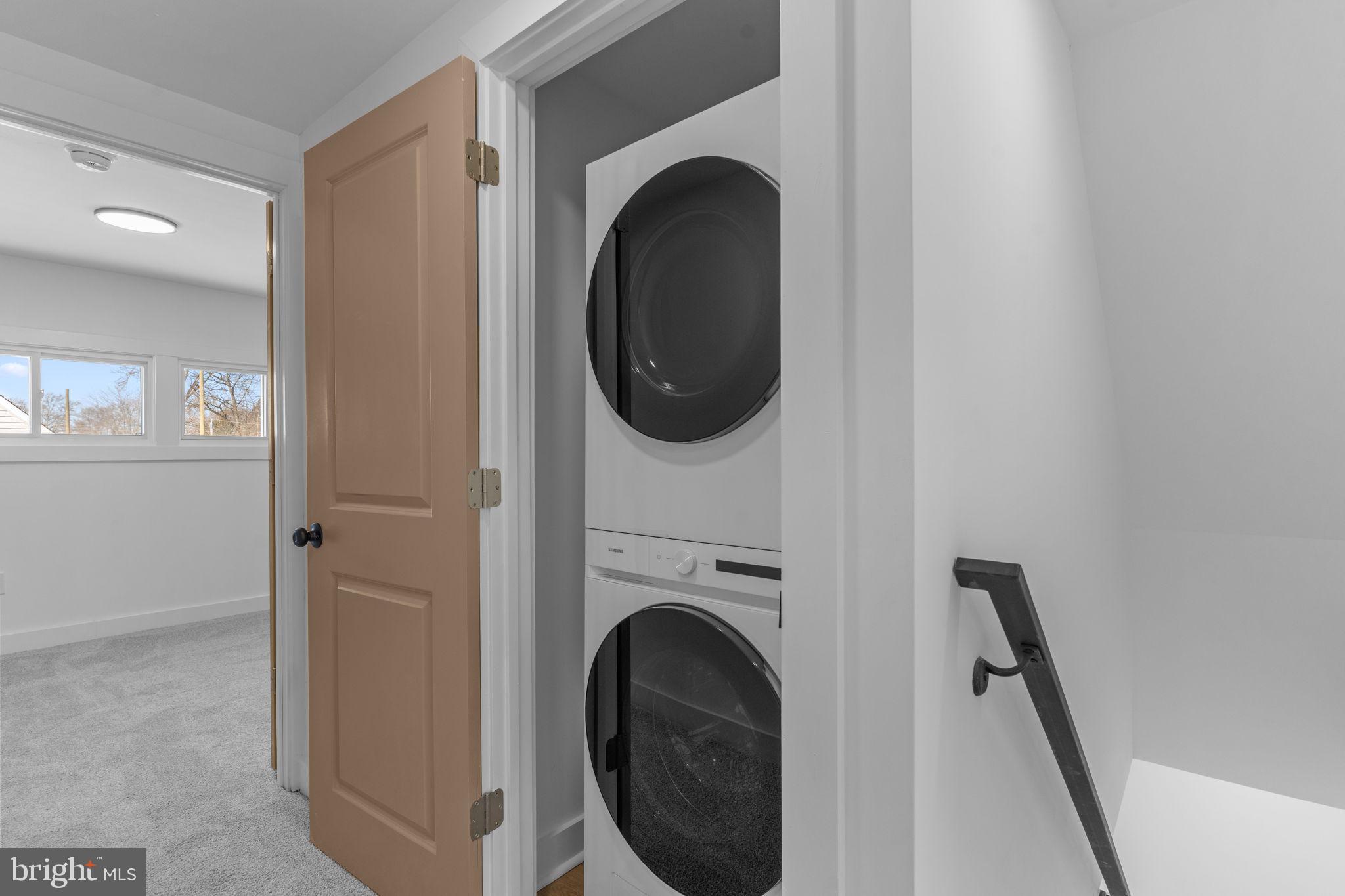 INDIAN CREEK - Residential Lease