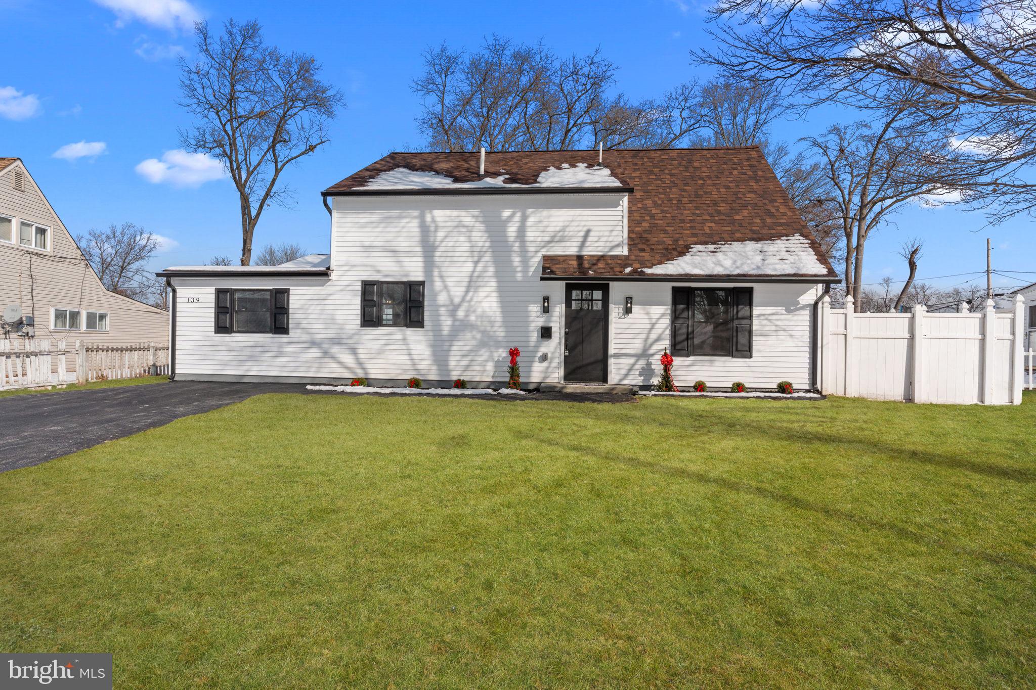 INDIAN CREEK - Residential Lease