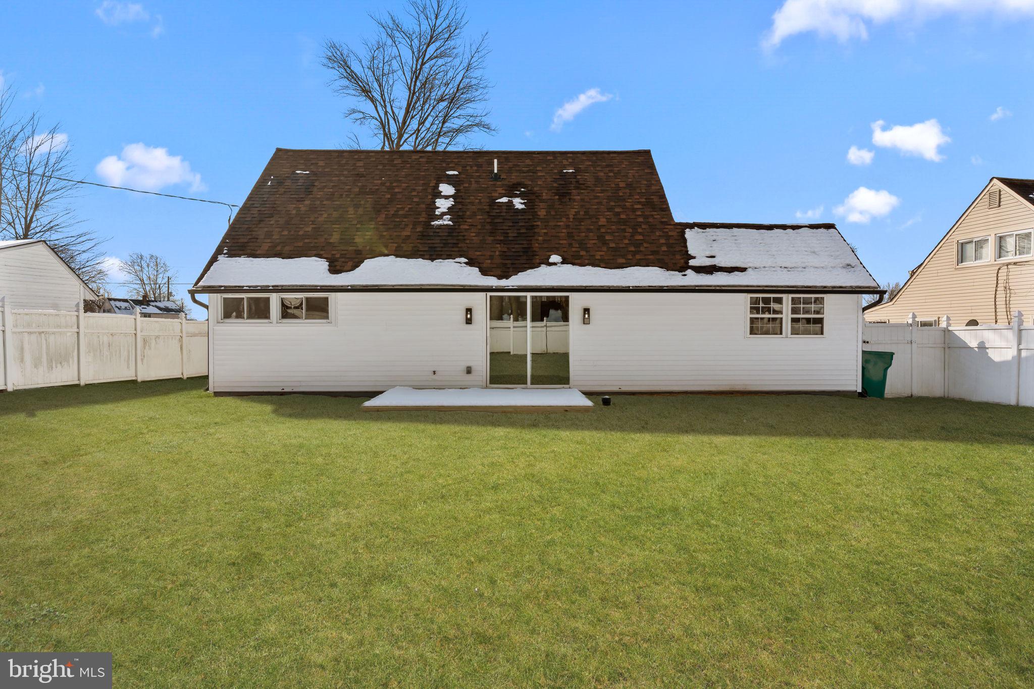 INDIAN CREEK - Residential Lease