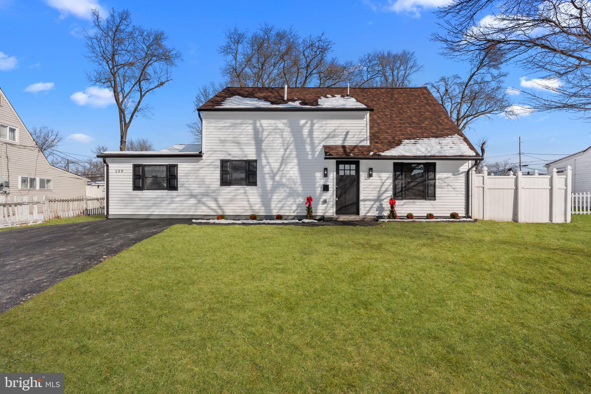 INDIAN CREEK - Residential Lease