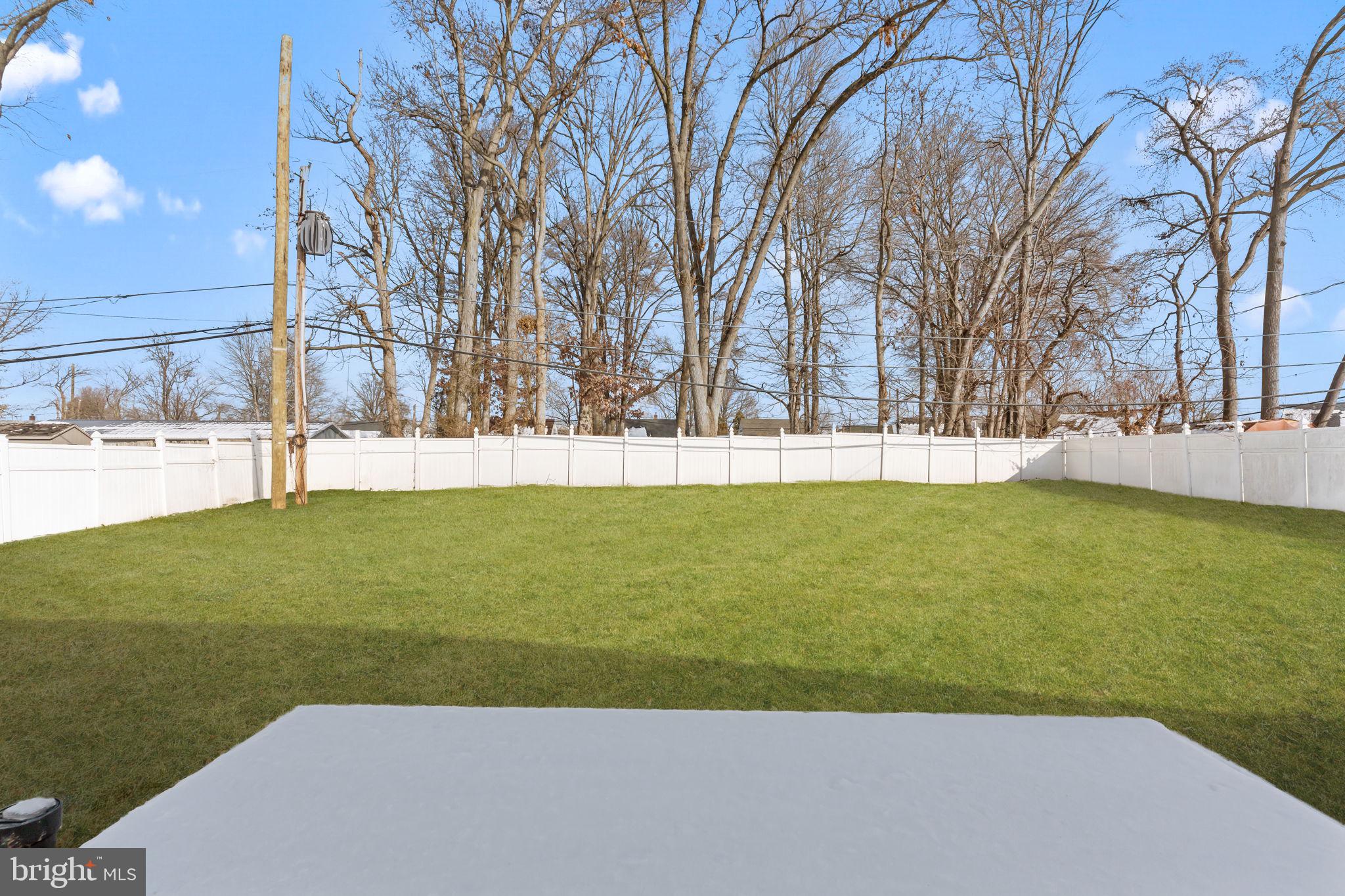 INDIAN CREEK - Residential Lease