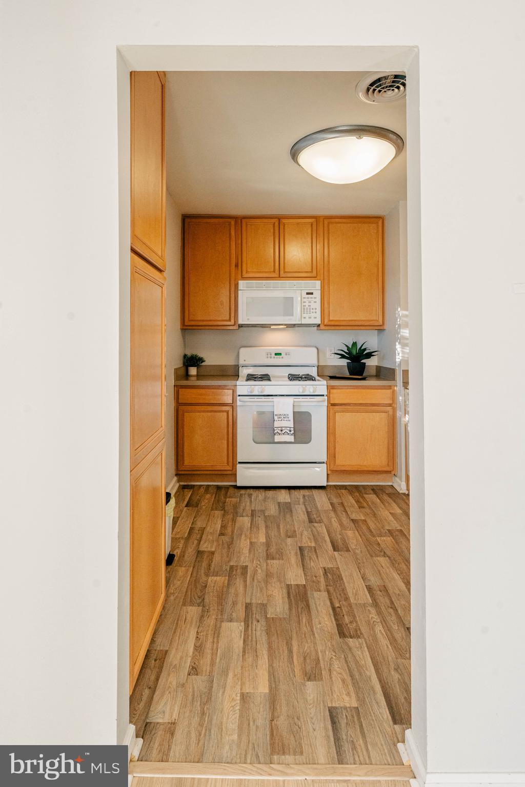 WESTWOOD COMMONS - Residential