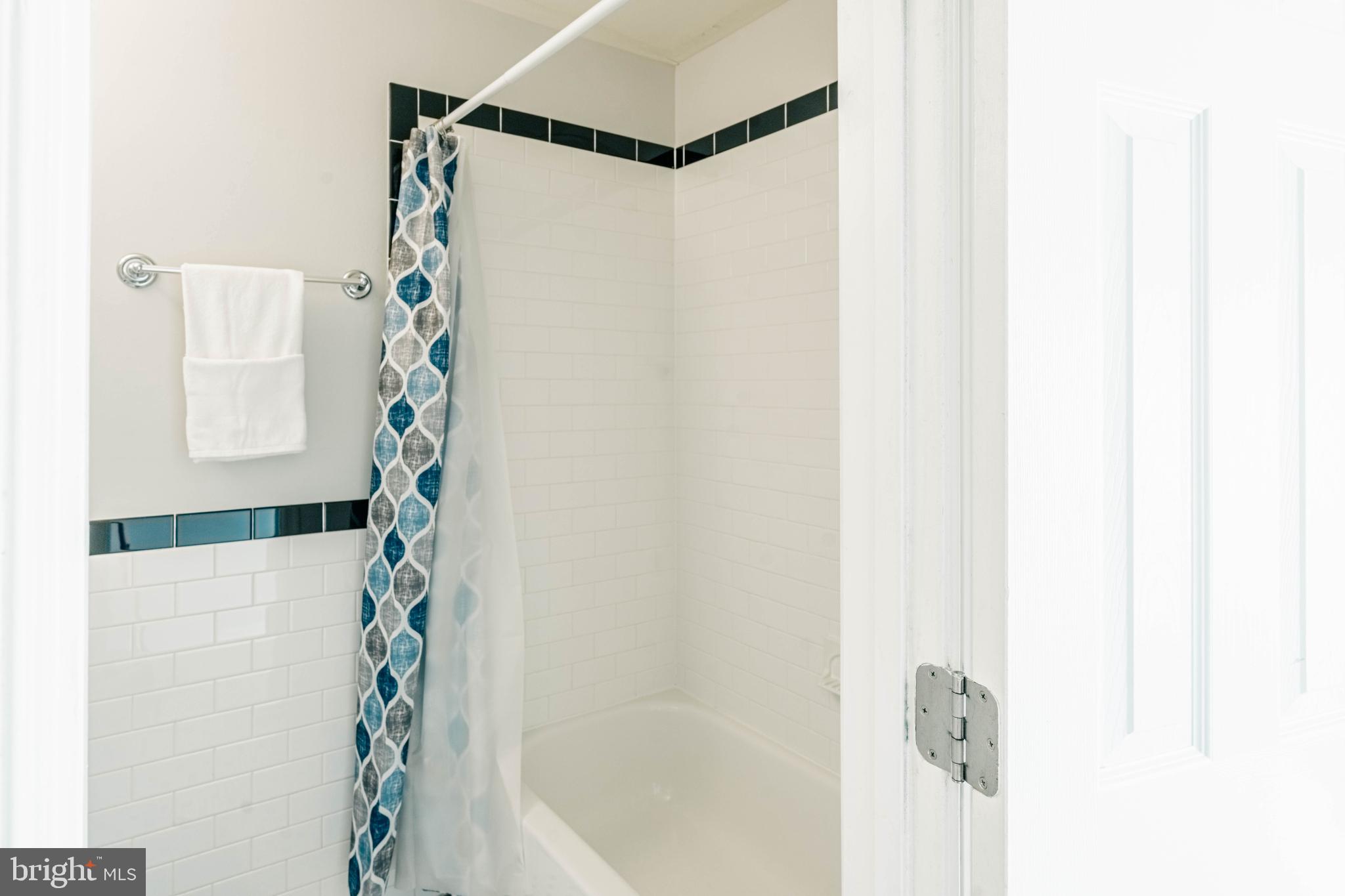 WESTWOOD COMMONS - Residential