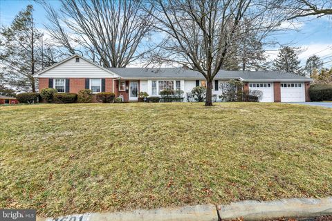 2601 READING BOULEVARD WEST LAWN PA 19609