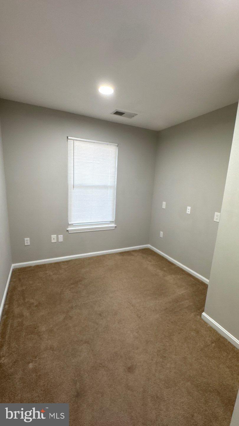 RIVERCHASE - Residential Lease