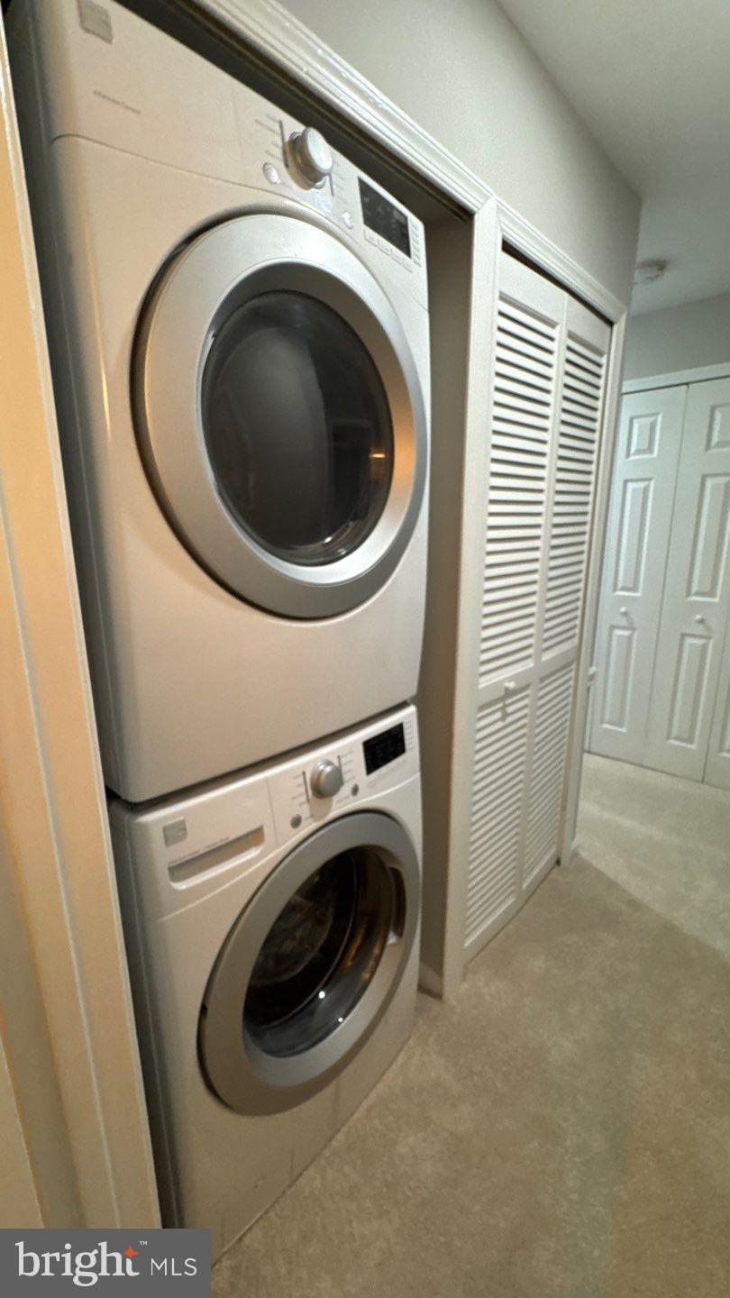 RIVERCHASE - Residential Lease