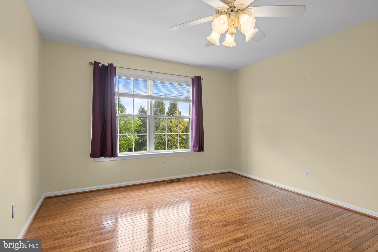 LAUREL HEIGHTS - Residential