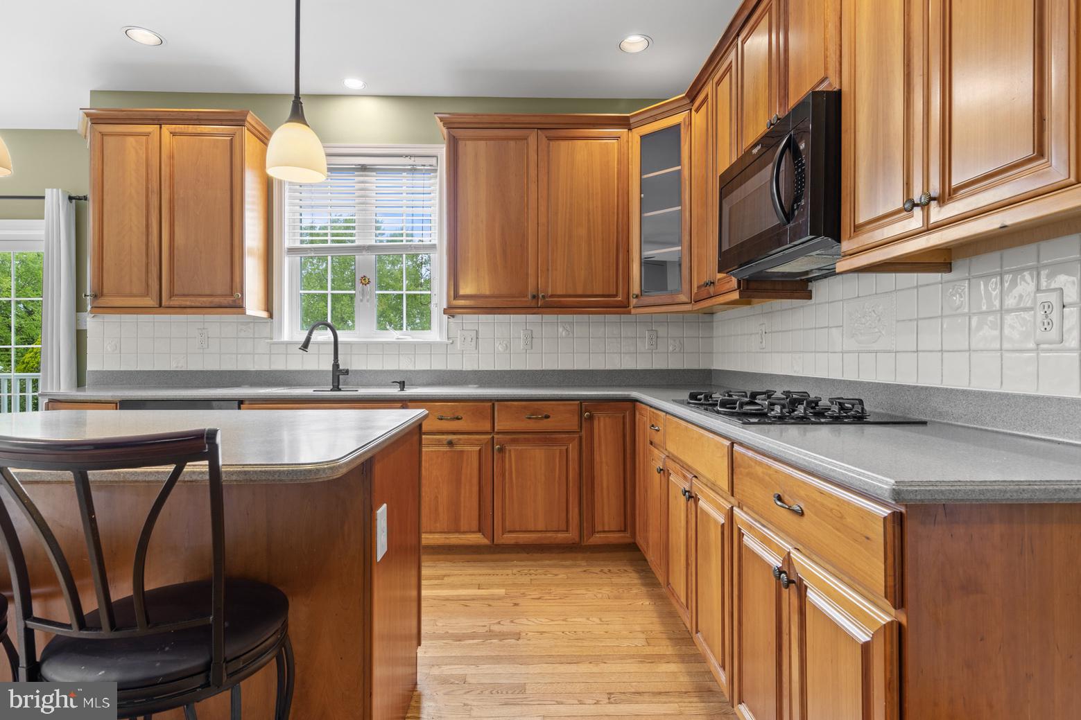 LAUREL HEIGHTS - Residential