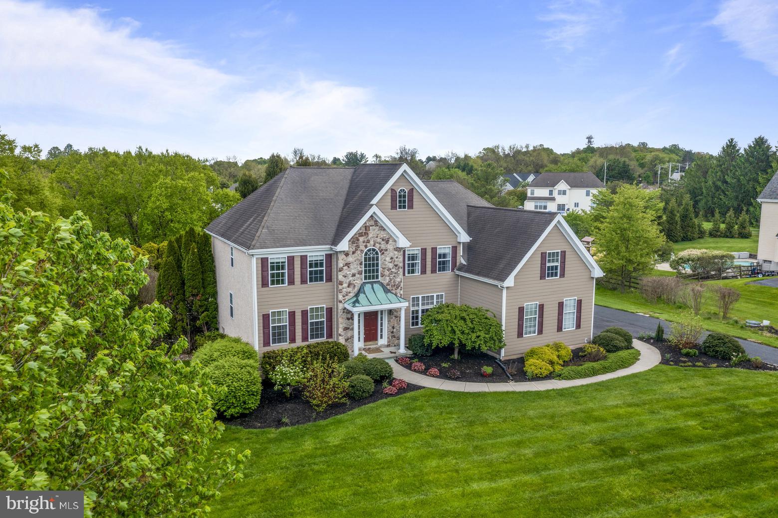 LAUREL HEIGHTS - Residential