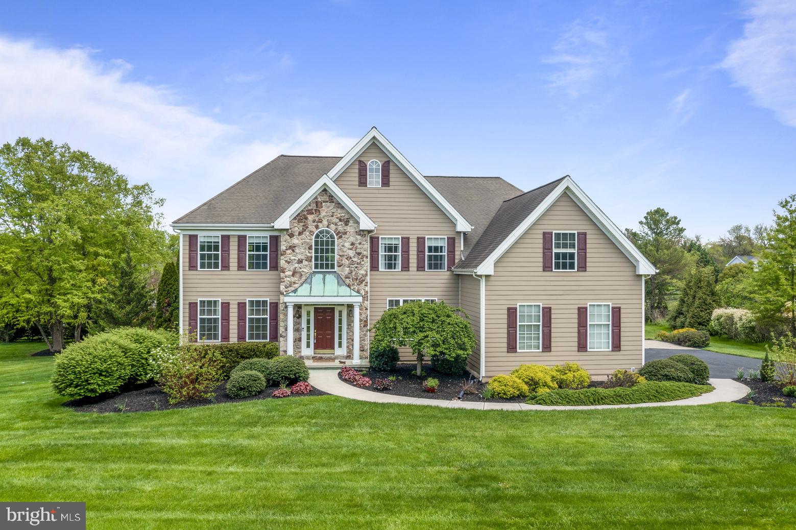 LAUREL HEIGHTS - Residential