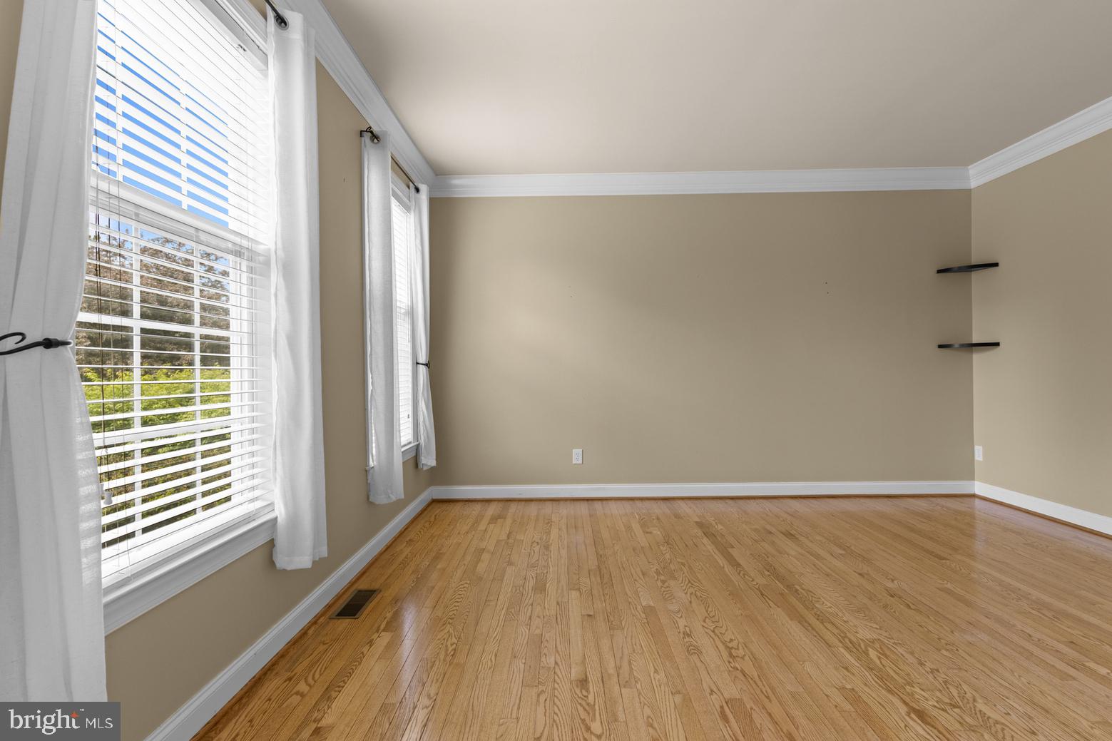 LAUREL HEIGHTS - Residential