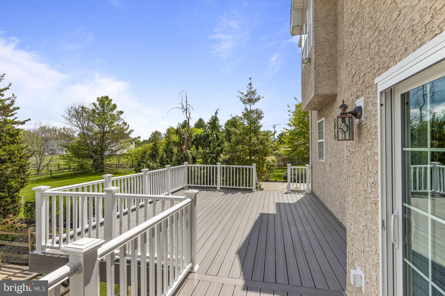LAUREL HEIGHTS - Residential