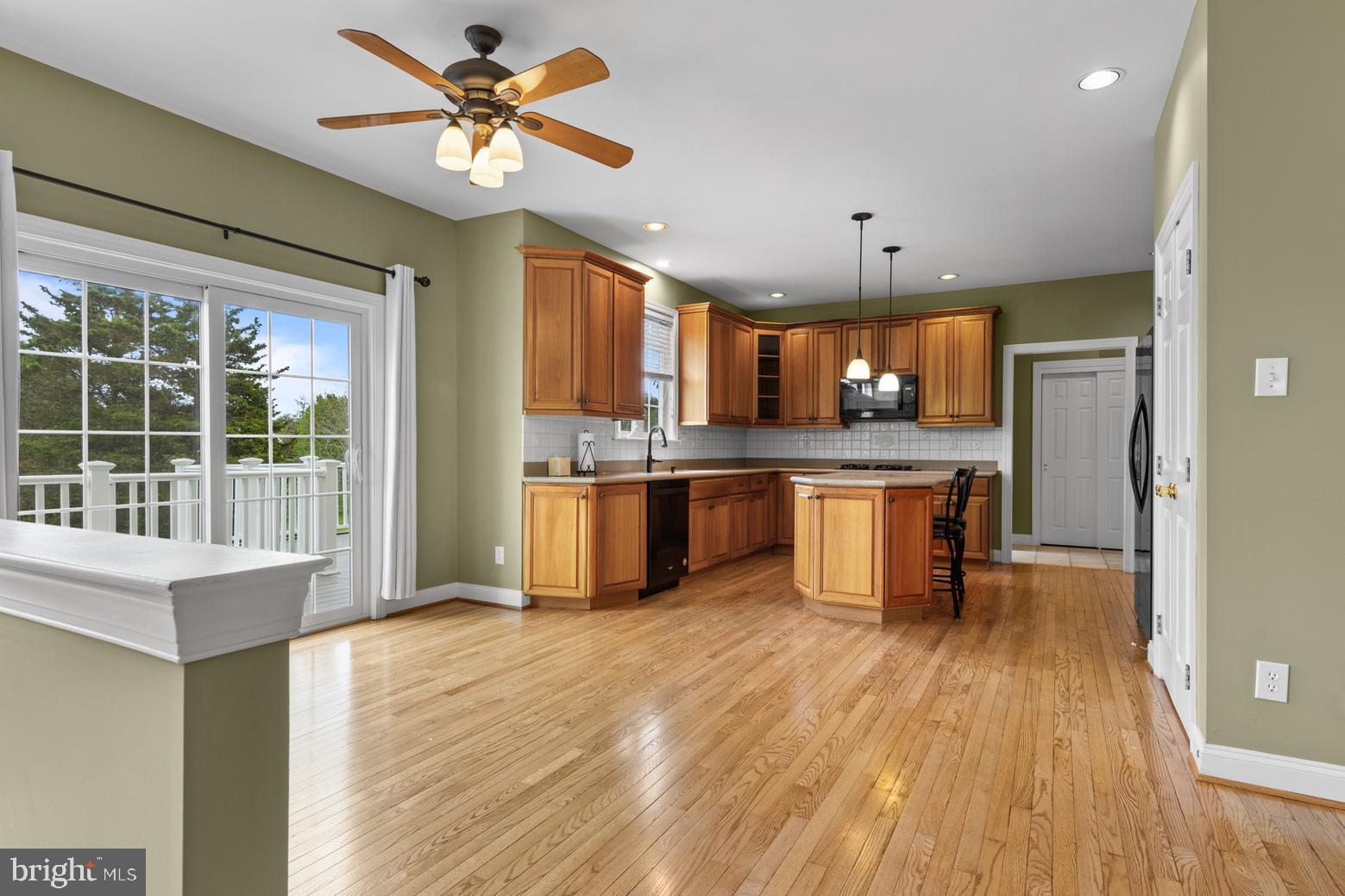 LAUREL HEIGHTS - Residential