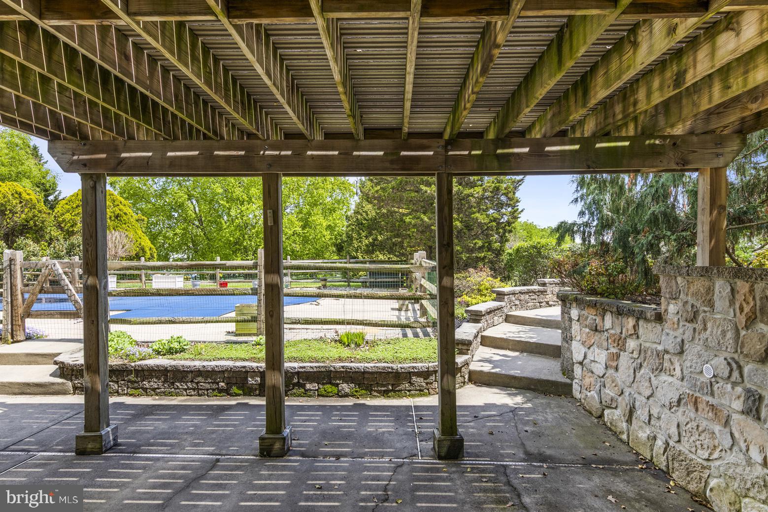 LAUREL HEIGHTS - Residential