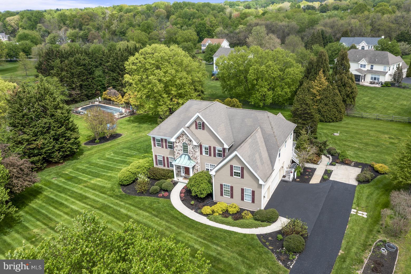 LAUREL HEIGHTS - Residential