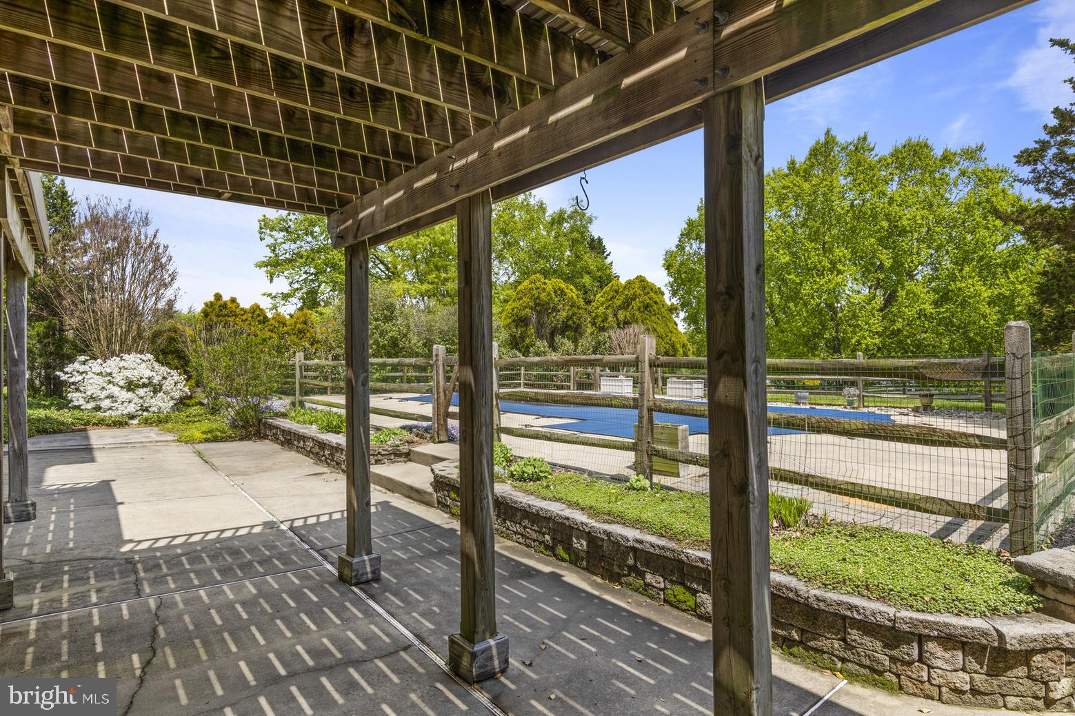 LAUREL HEIGHTS - Residential