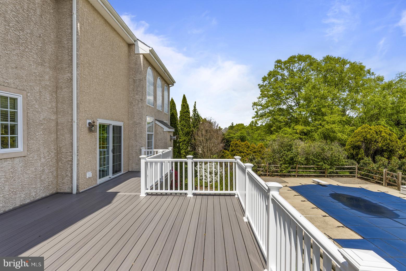 LAUREL HEIGHTS - Residential