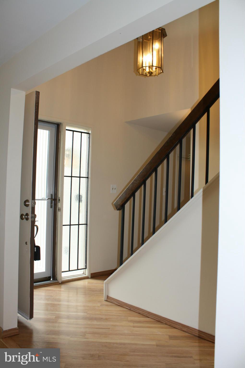 THE POINTS - Residential Lease