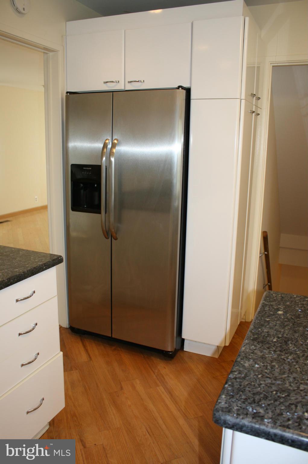 THE POINTS - Residential Lease