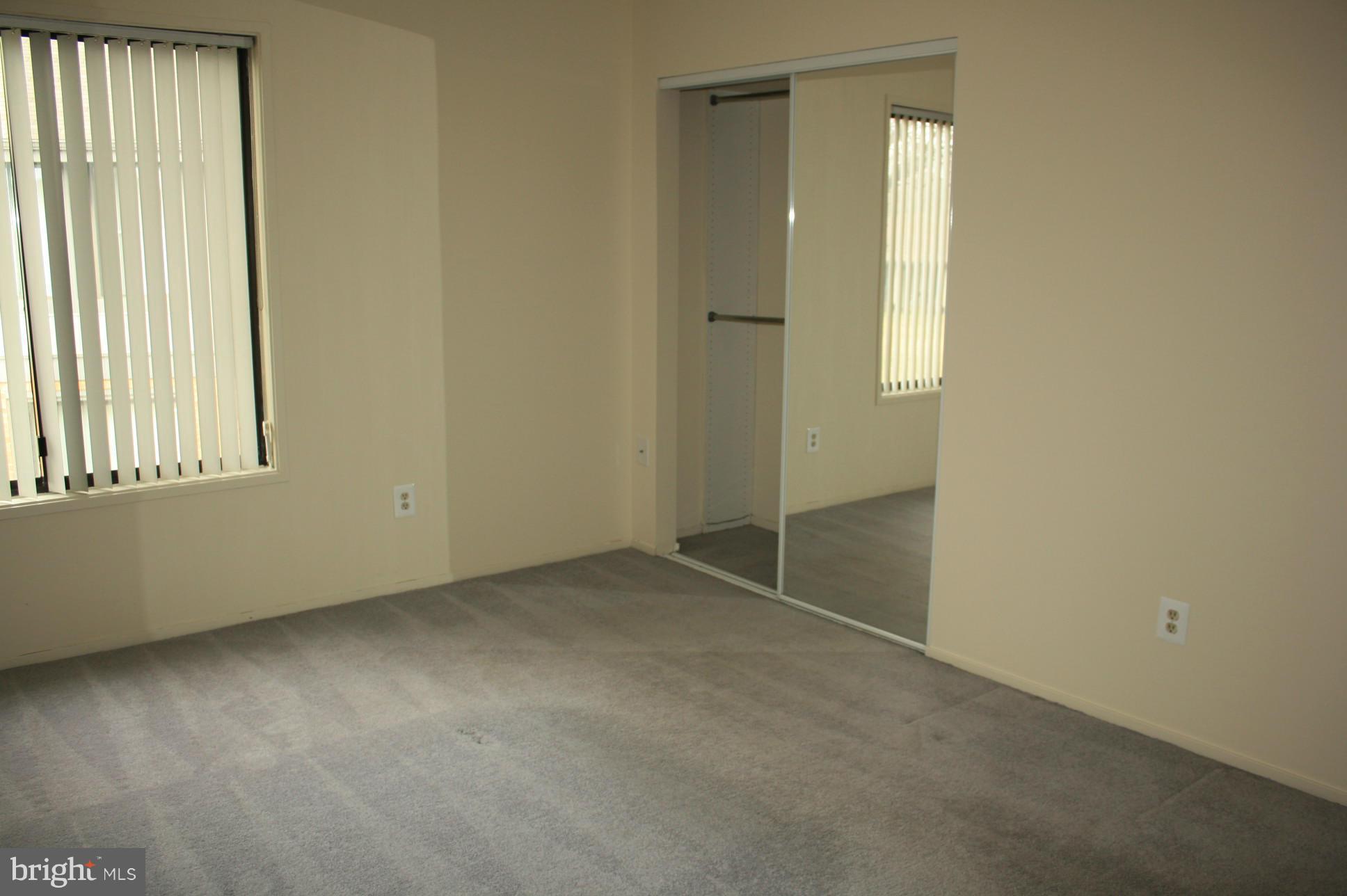 THE POINTS - Residential Lease