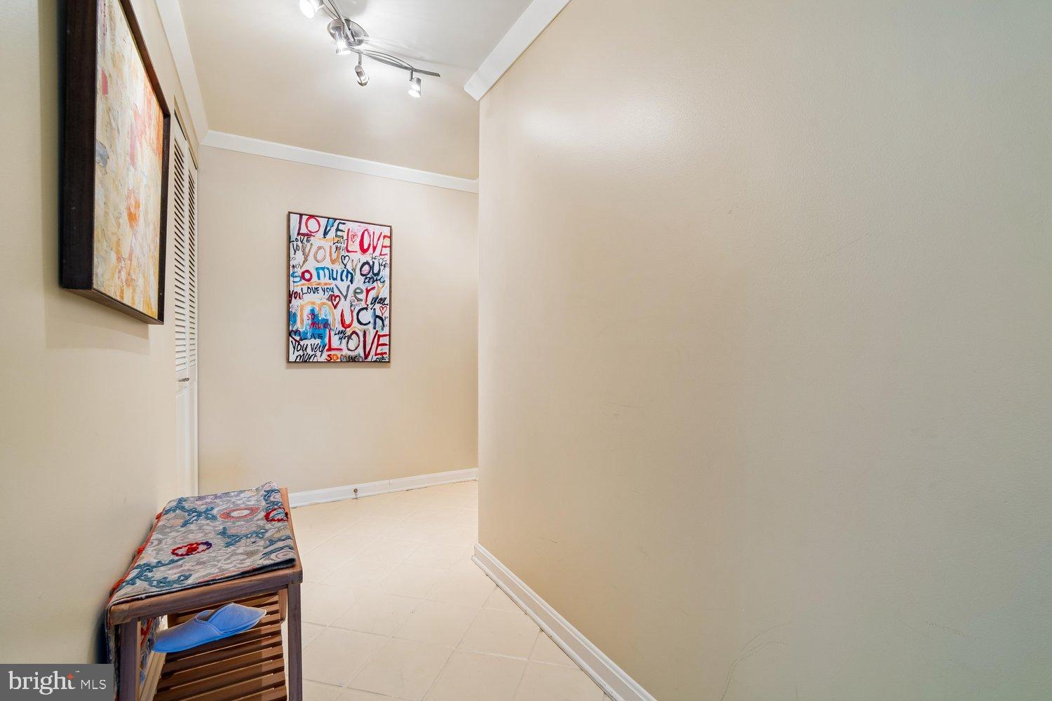 7048 HARBOUR VILLAGE COURT T2