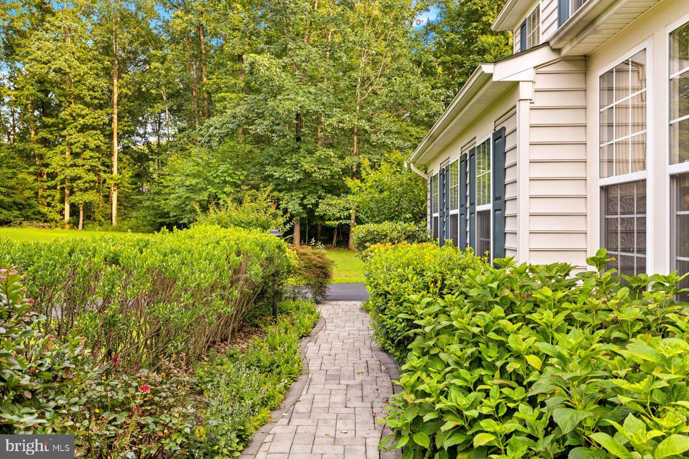 STUARTS CROSSING - Residential