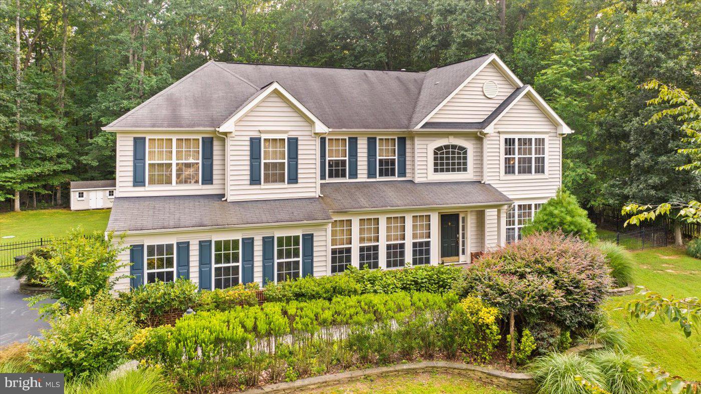 7802 LYNDHURST COURT