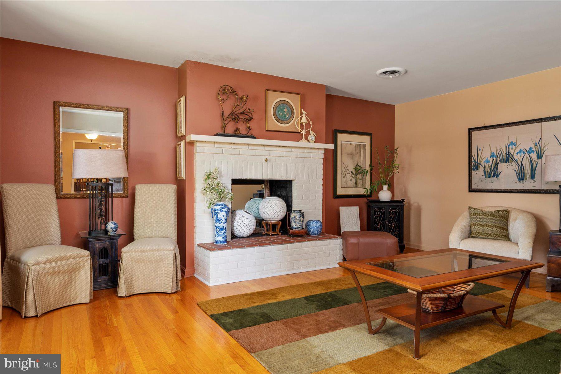 HILLSBOROUGH - Residential