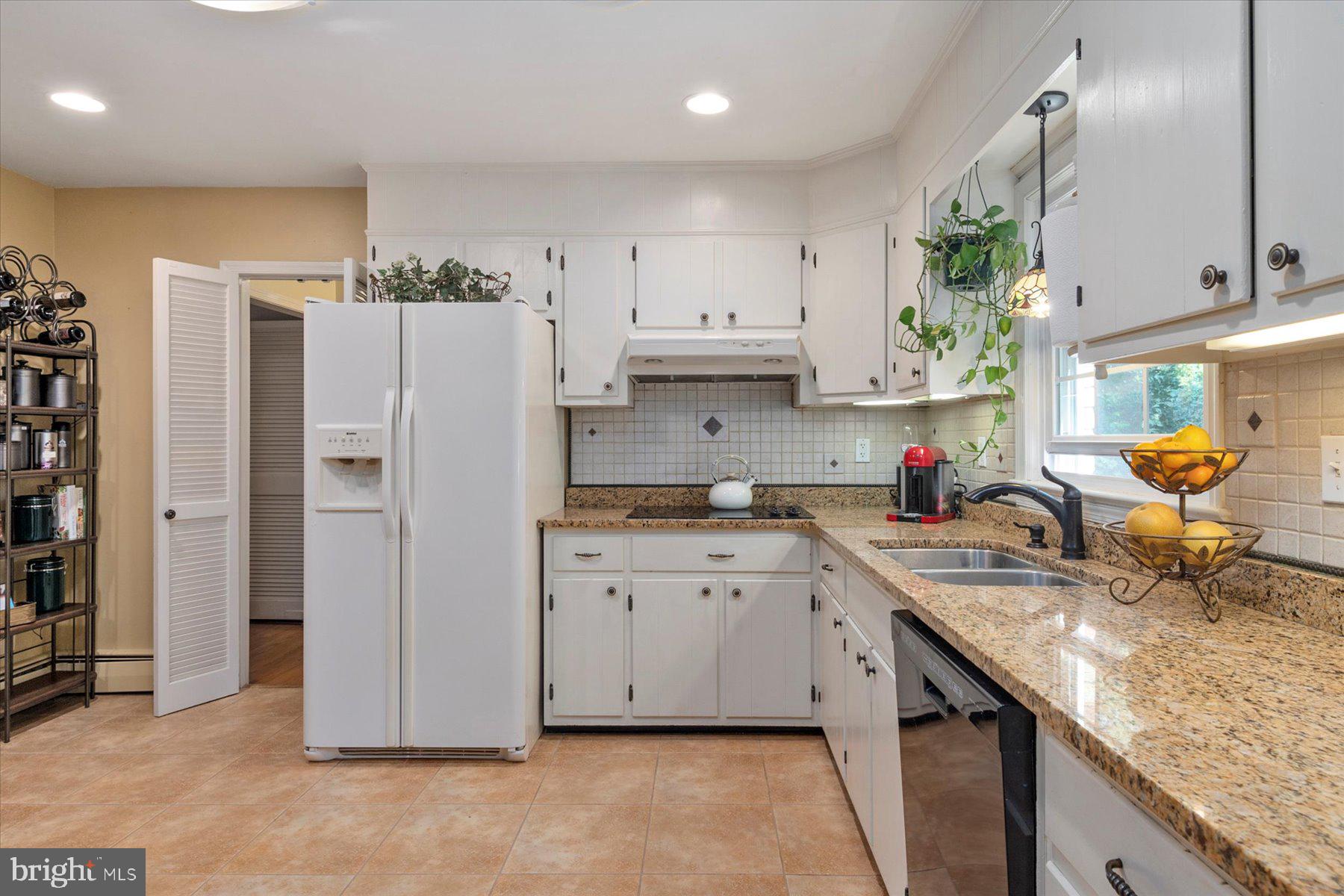 HILLSBOROUGH - Residential