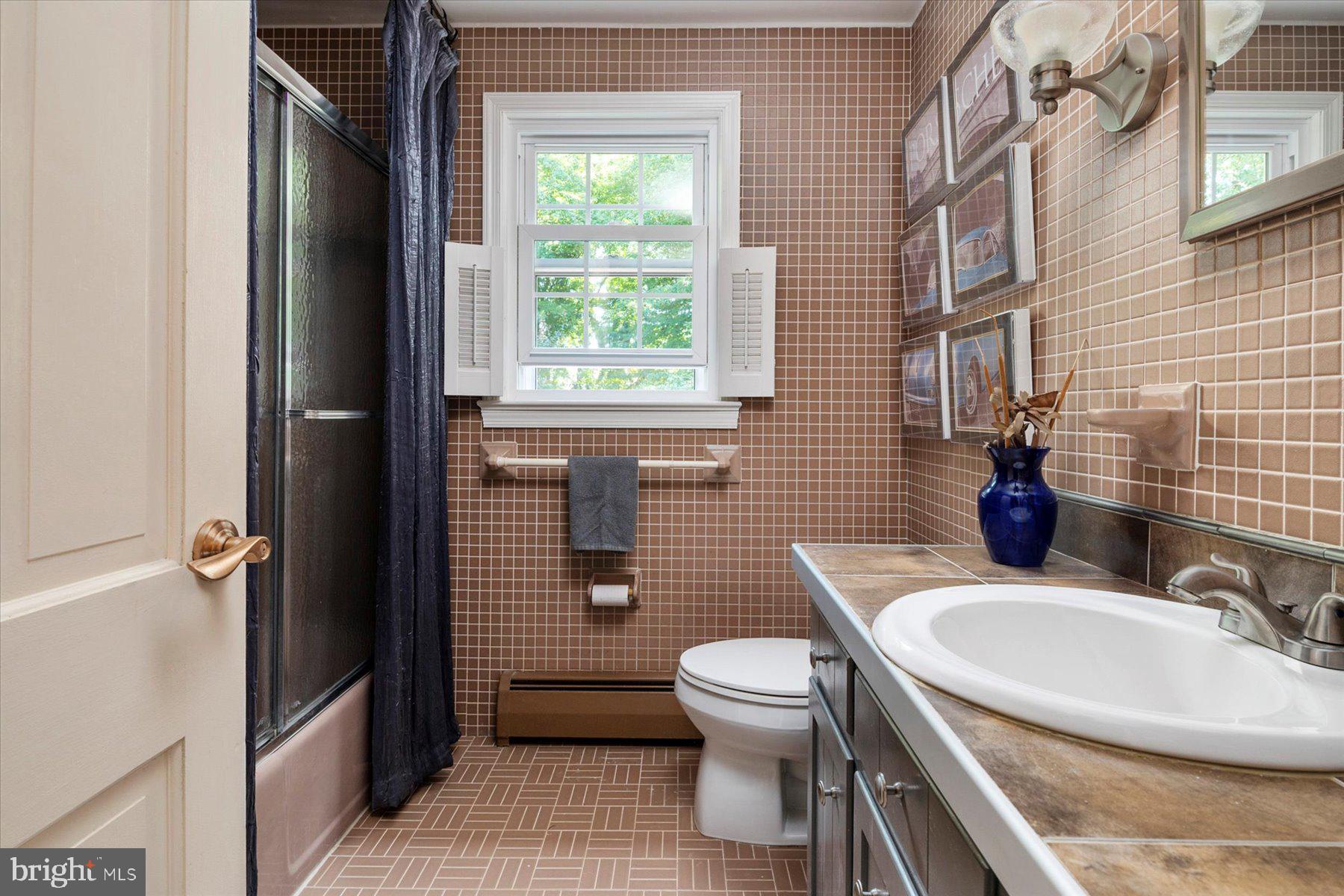 HILLSBOROUGH - Residential