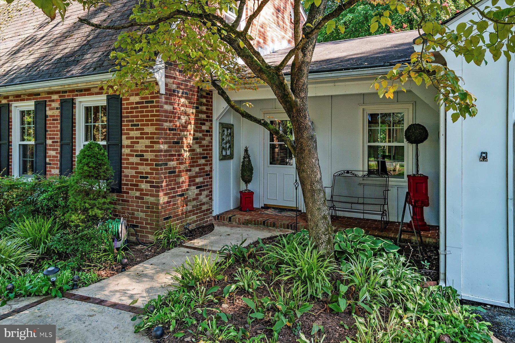 HILLSBOROUGH - Residential