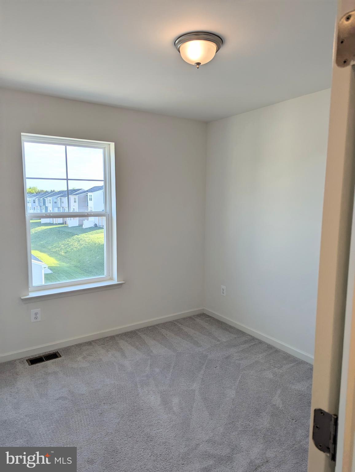 OVERLOOK AT RIVERSIDE TOWNHOMES - Residential