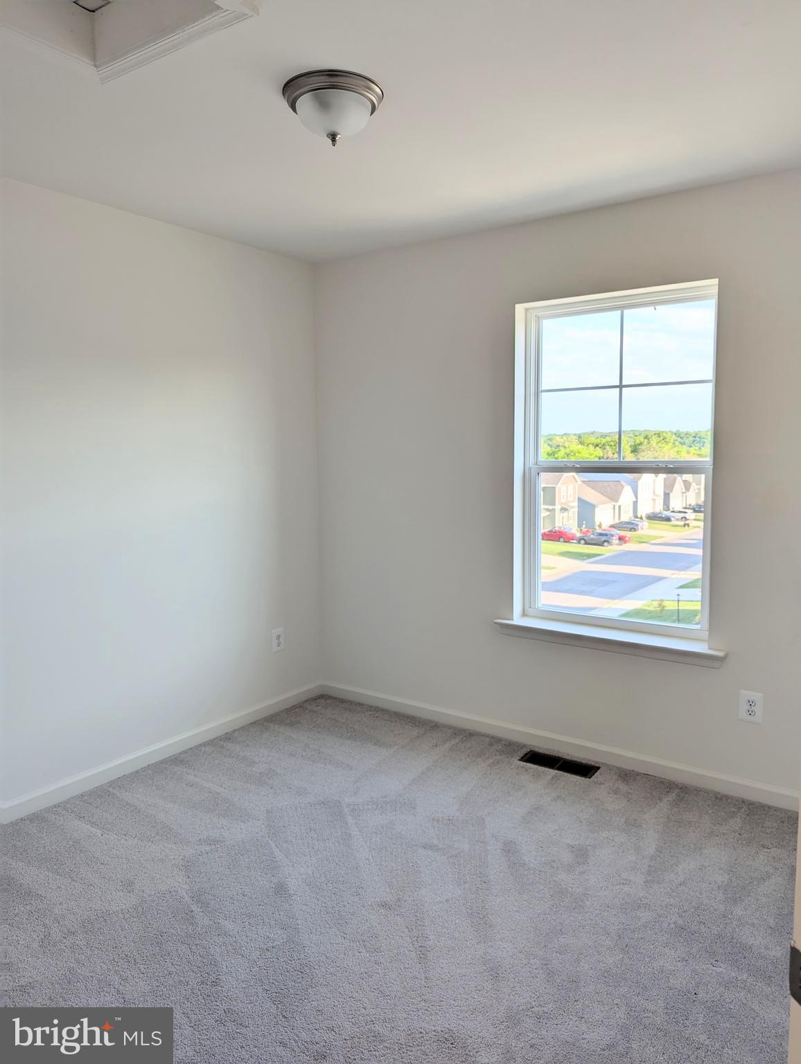 OVERLOOK AT RIVERSIDE TOWNHOMES - Residential